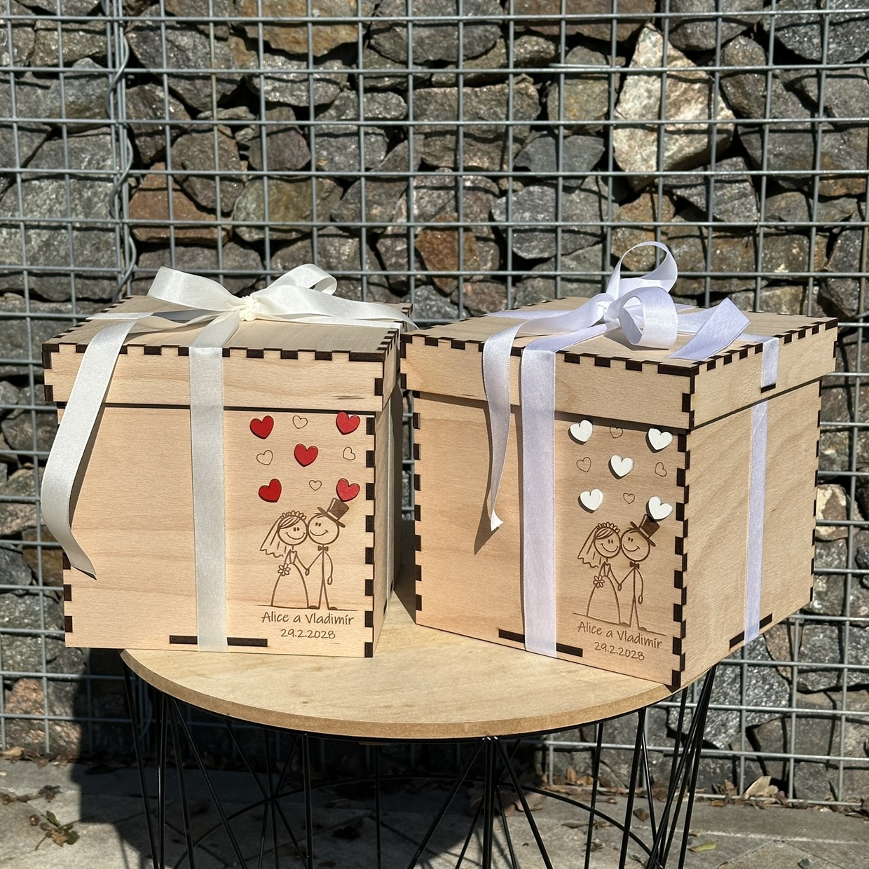 Svatební dřevěný box pro novomanžele